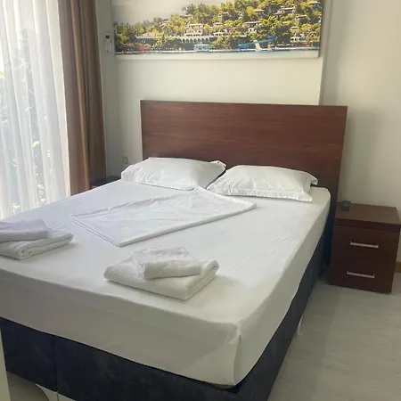 House - 6 Διαμέρισμα