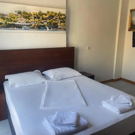 House - 6 Апартаменты